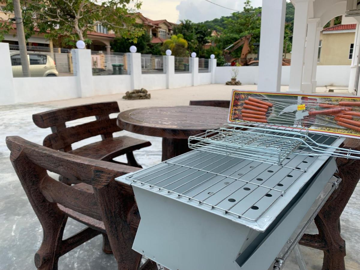 Langkawi Cozy Holiday Home At Bukit Indah By Zervin Kuah Exterior photo